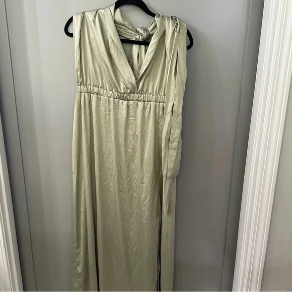 NWT Identity Lingerie Sage Green Bridesmaid Infinity Dress - Size XL/XXL - Picture 2 of 8